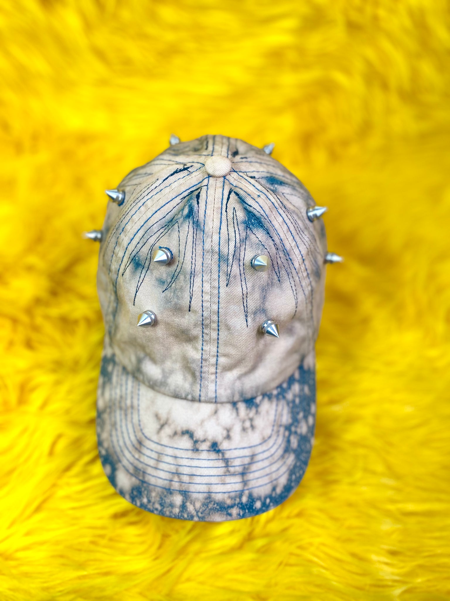 Gorra ACID REIGN spikes